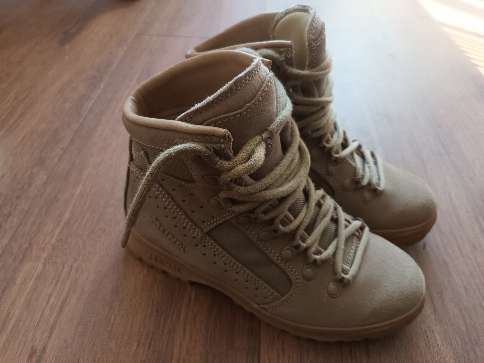 Meindl Davos Air-Active hoog wandel-bergschoenen Kaki M 37, Ophalen of Verzenden, Zo goed als nieuw, Schoenen