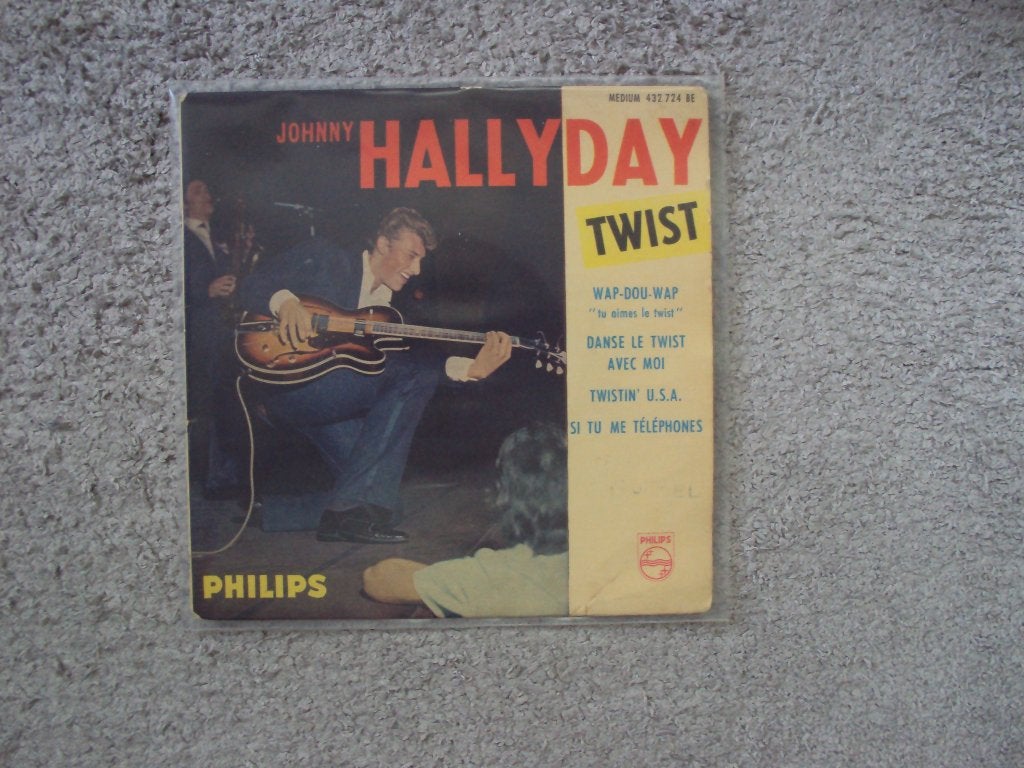 Johnny Hallyday - Wap-Dou-Wap - Tu aimes le twist (1966), Gebruikt, 7 inch, Ophalen of Verzenden, Pop