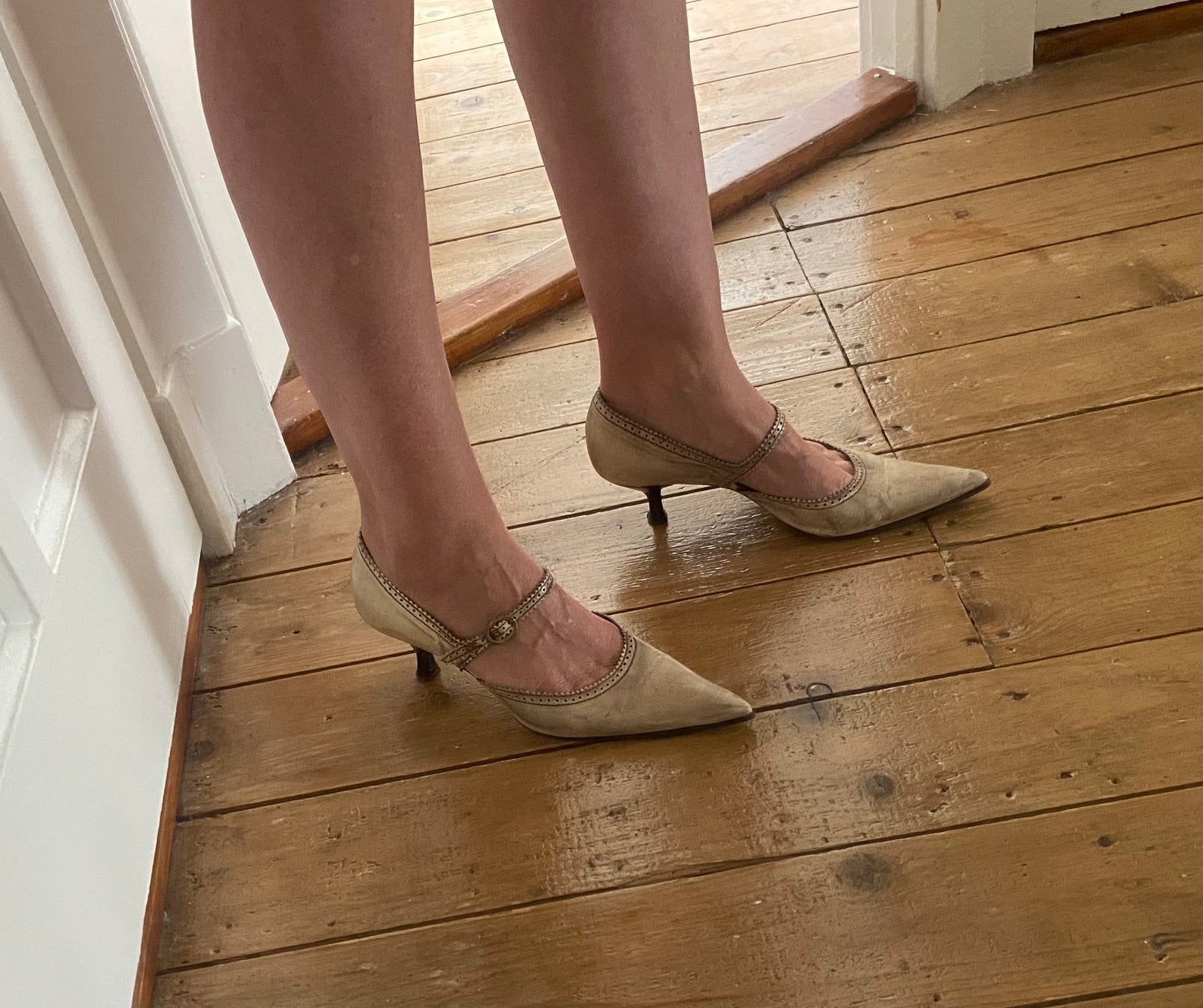 Dyva Pumps - Beige- Maat 37.5 - Made in Italy, Pumps, Beige, Ophalen of Verzenden, Zo goed als nieuw