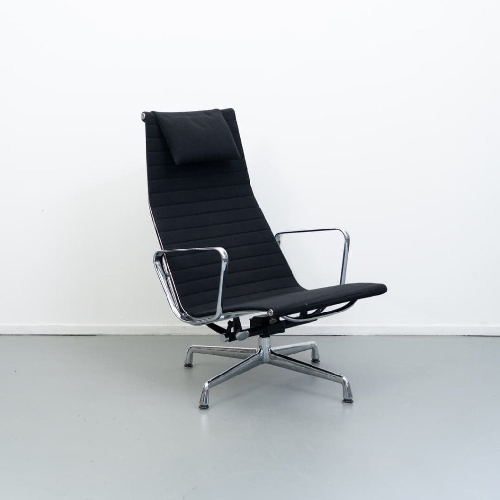 Vitra Eames EA 124 Fauteuil Zwart Hopsak - Chroom, Niet ingevuld, Zo goed als nieuw, Niet ingevuld, Niet ingevuld