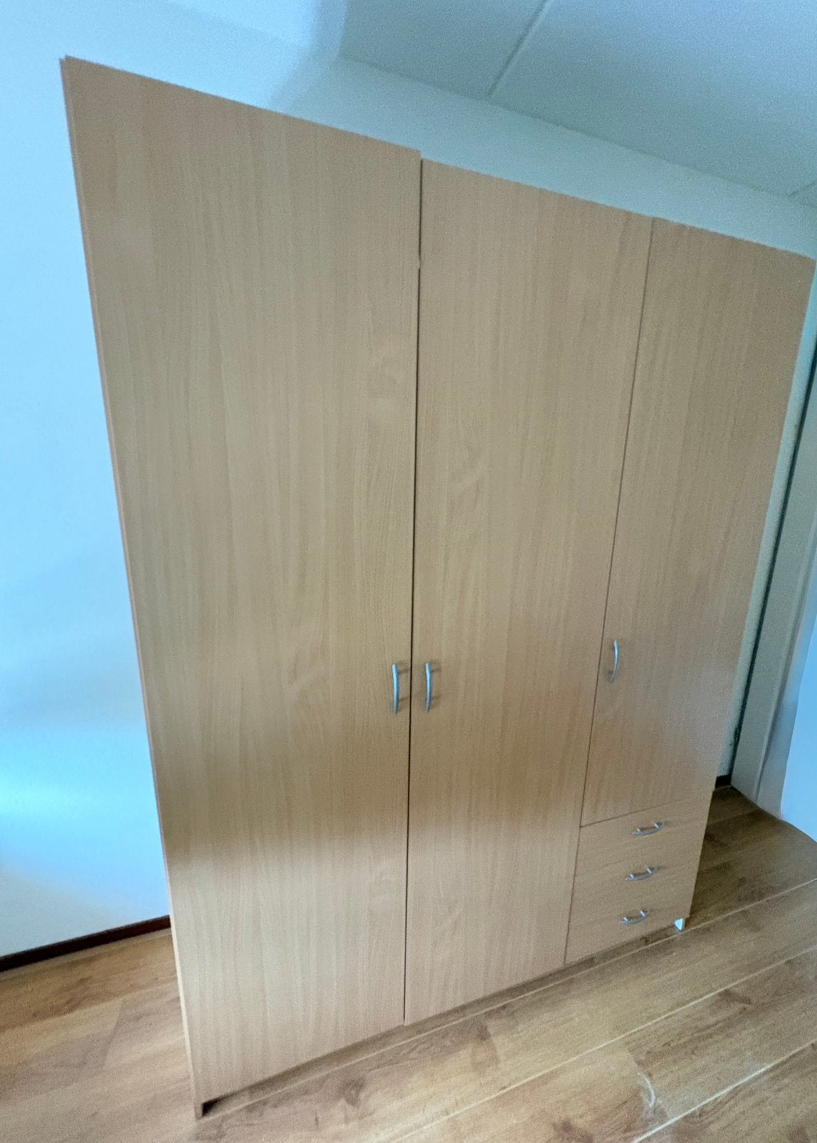 Kledingkast, Ophalen, 100 tot 150 cm, Zo goed als nieuw, 150 tot 200 cm