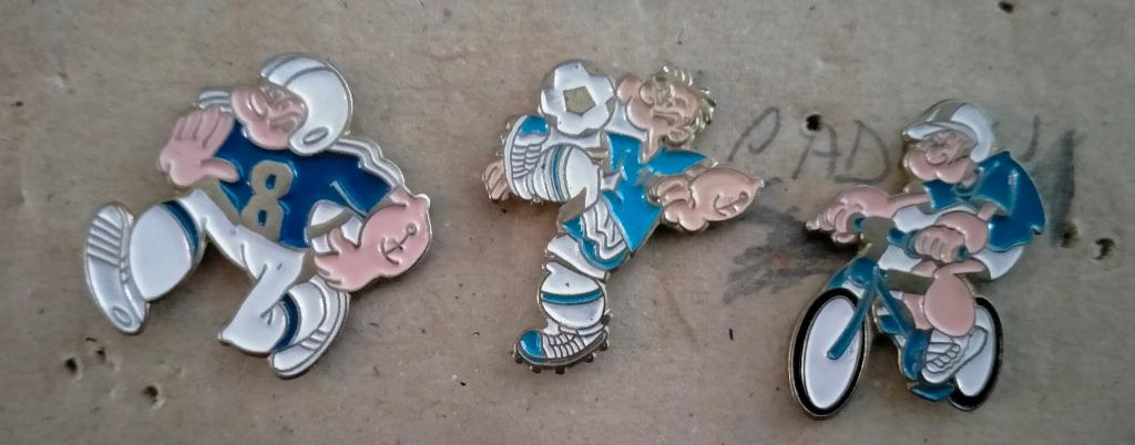 Popeye de zeeman voetballer fietser strip pins pin, Verzamelen, Speldjes, Pins en Buttons, Ophalen of Verzenden, Gebruikt
