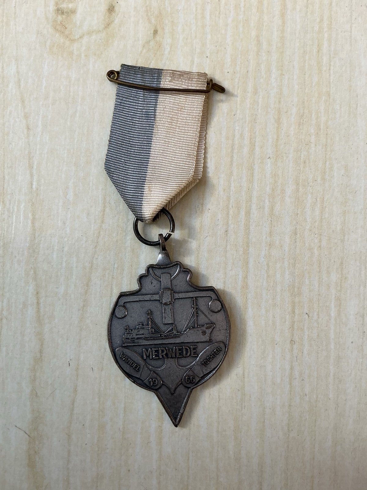 Historische Merwede Wandel Tochten Medaille 1966, Postzegels en Munten, Ophalen of Verzenden, Overige materialen, Nederland