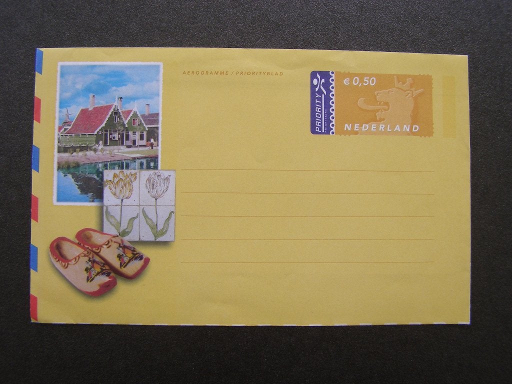 Luchtpostblad / aerogramme Hollandse plaatjes: klompen tulp, Ophalen of Verzenden, Overige typen