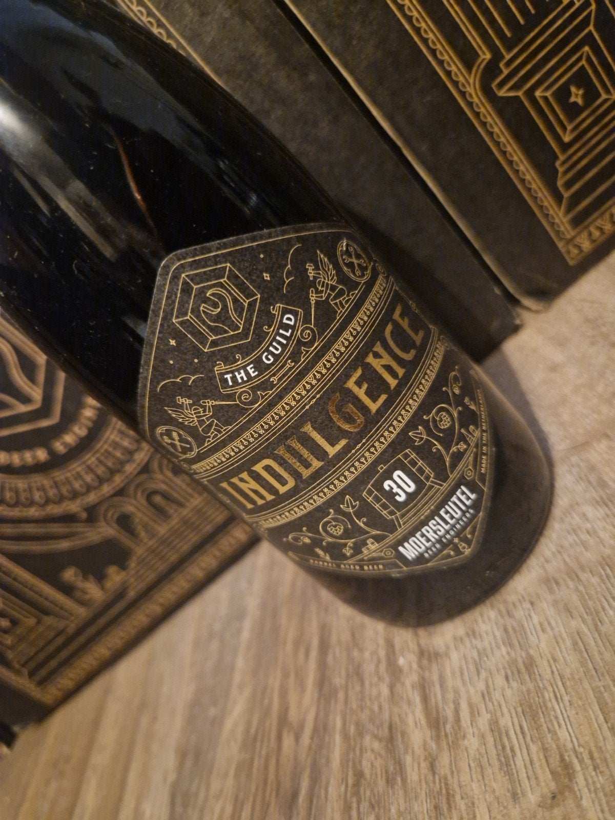 Moersleutel - the Guild: Indulgence 30, Verzamelen, Biermerken, Ophalen of Verzenden, Gebruikt, Reclamebord, Plaat of Schild, Overige merken