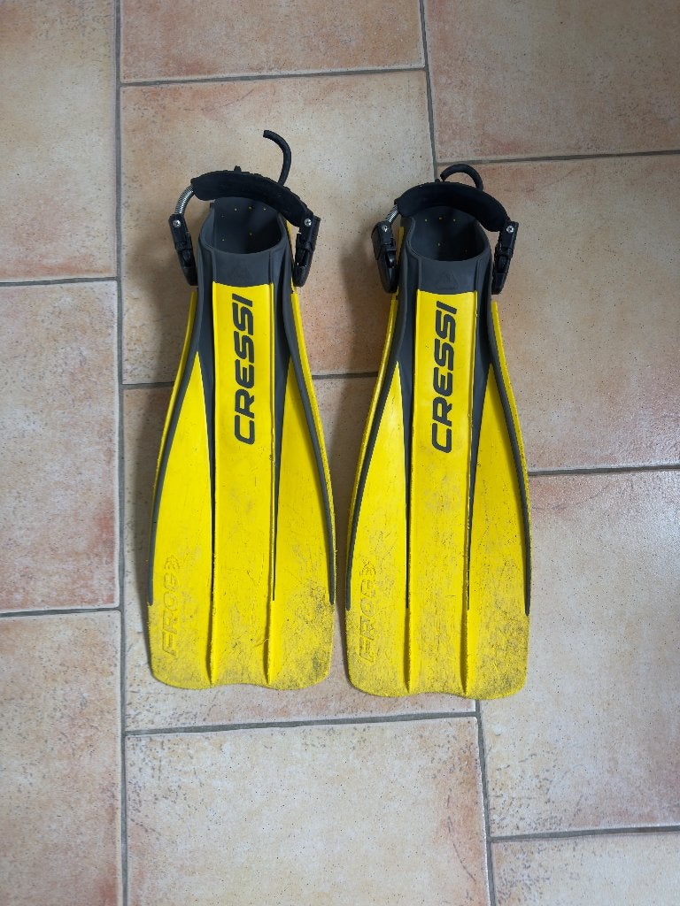 duikvinnen Cressi), Watersport en Boten, Ophalen of Verzenden, Gebruikt, Zwem- of Duikvliezen