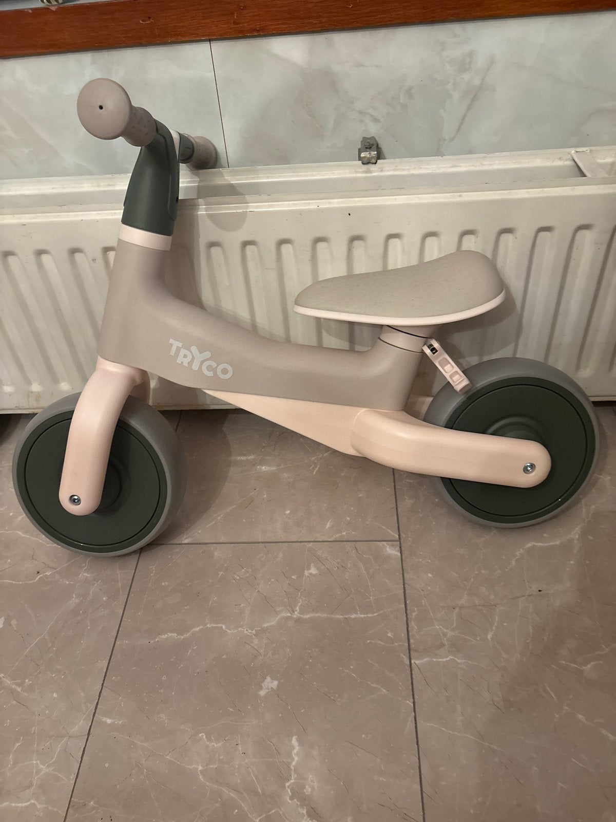Tryco loopfiets - Ideaal voor de eerste stapjes, Ophalen of Verzenden, Zo goed als nieuw, Loopfiets