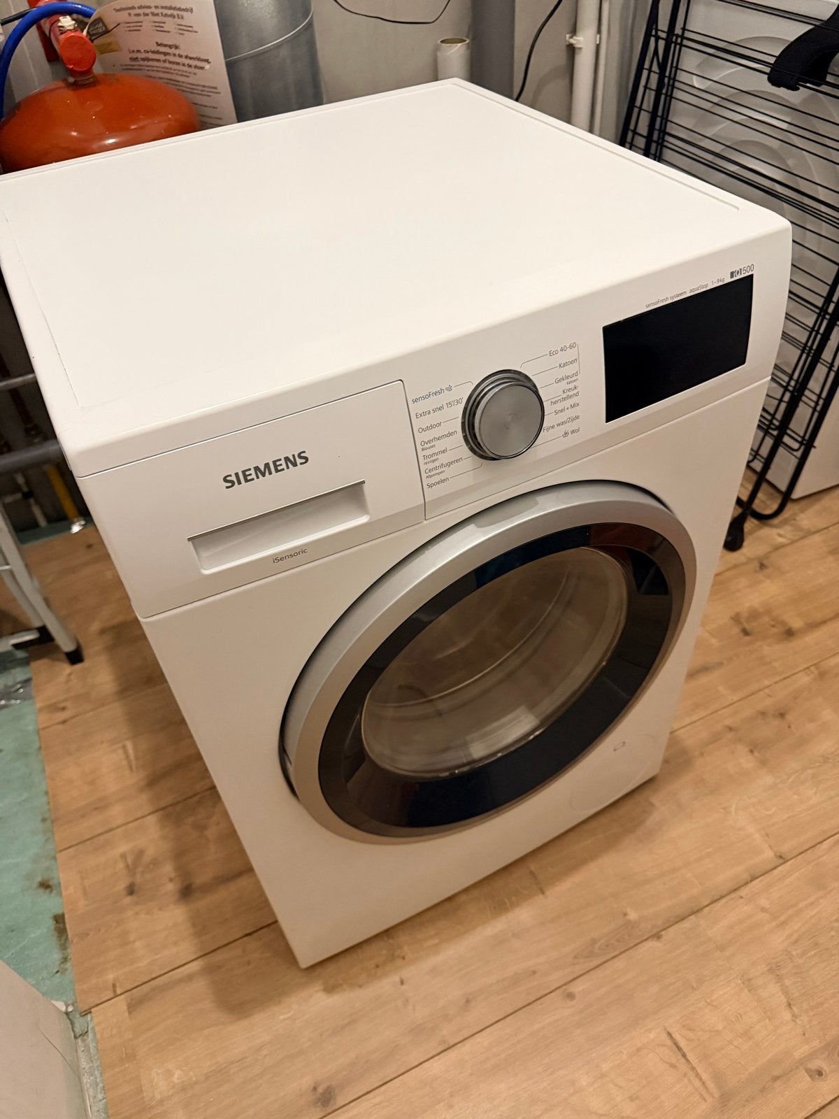 Siemens iSensoric wasmachine - 3 jaar oud, Witgoed en Apparatuur, Wasmachines, Ophalen, 1200 tot 1600 toeren, 8 tot 10 kg, Zo goed als nieuw