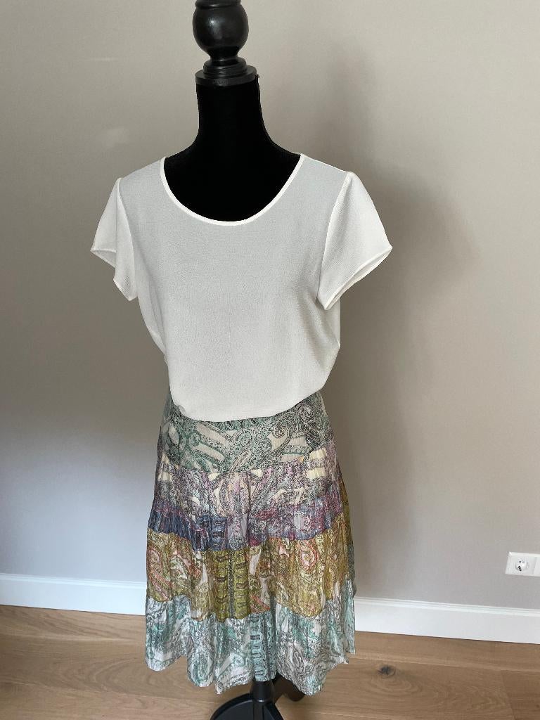Rok Essentiel Antwerp, Zo goed als nieuw, Ophalen, Maat 38/40 (M), Knielengte