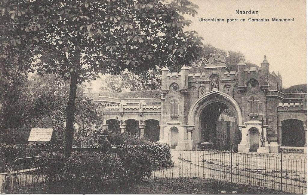 Naarden, Utrechtsche poort, Comenius Monument, Trambaan, Ophalen of Verzenden, Voor 1920, Ongelopen, Noord-Holland