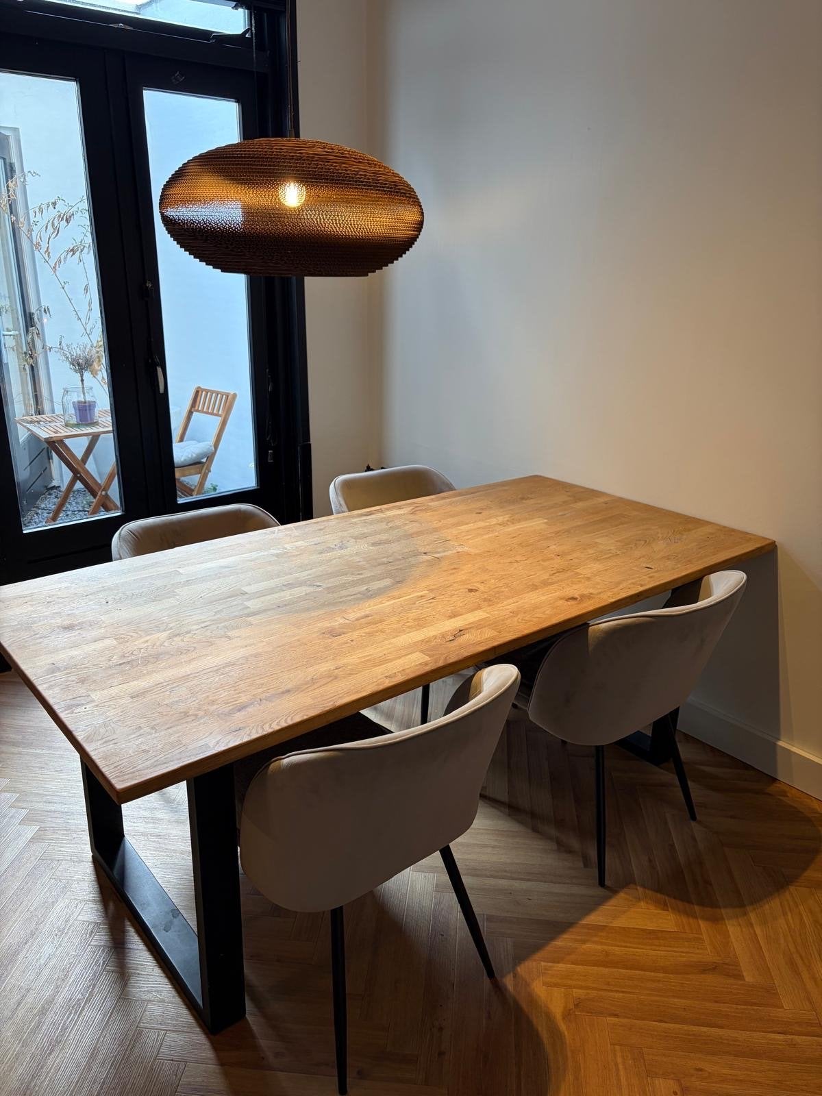 Houten eettafel met metalen onderstel, Ophalen, Gebruikt, Eikenhout, 50 tot 100 cm