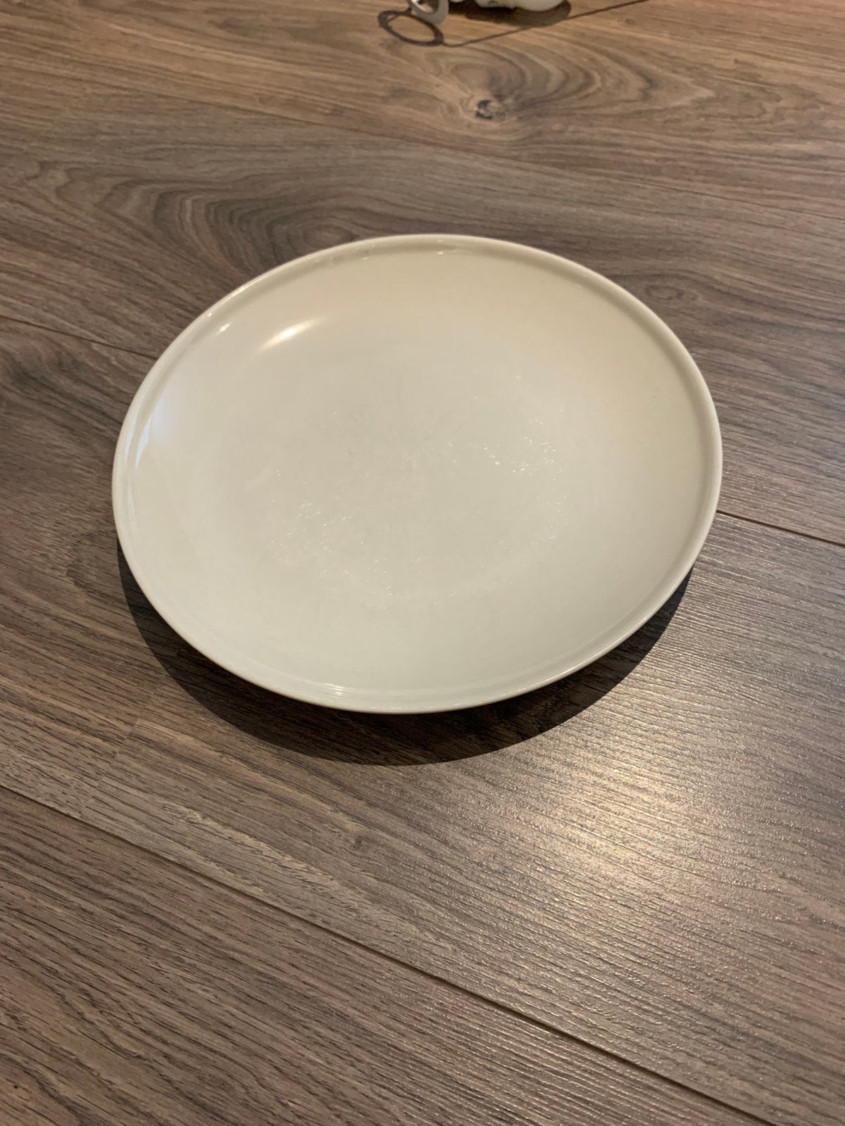 Borden (gebroken wit), Huis en Inrichting, Keuken | Servies, Ophalen, Zo goed als nieuw, Bord(en), Overige stijlen