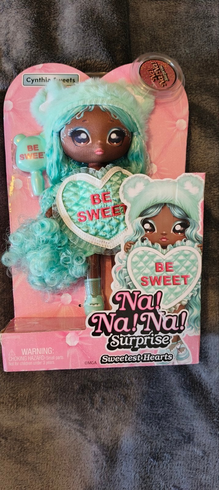 Na! Na! Na! Surprise Sweetest Hearts pop - Cynthia Sweets, Kinderen en Baby's, Speelgoed | Poppen, Ophalen of Verzenden, Nieuw