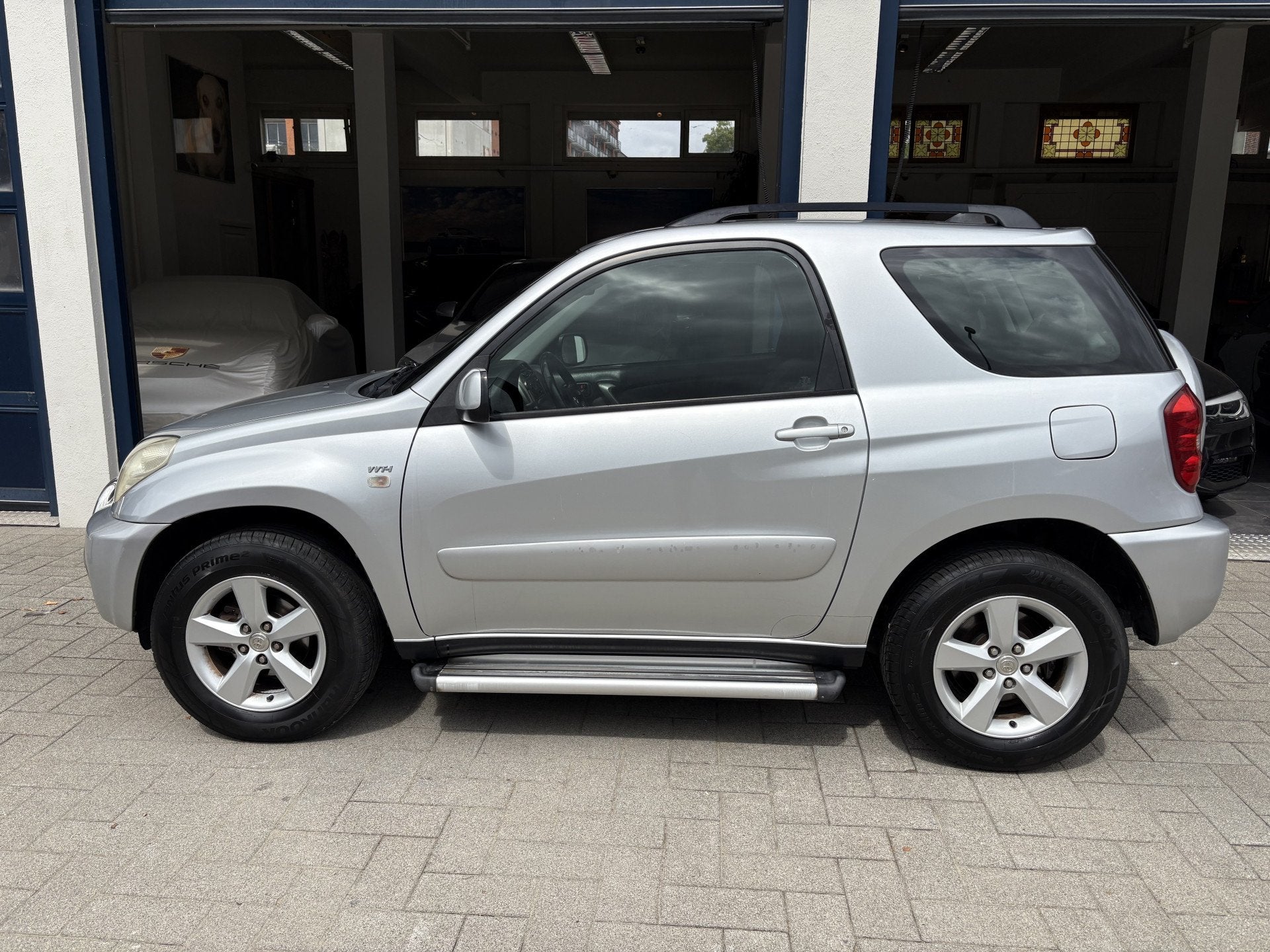 Toyota RAV4 1.8-16V VVT-i Terra AIRCO/NW APK 06-2027, Voorwielaandrijving, 1794 cc, Gebruikt, 4 cilinders