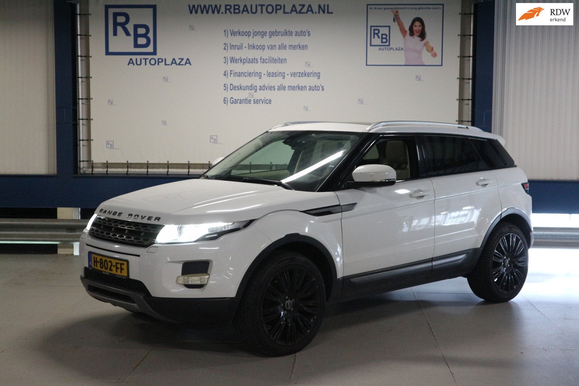 Land Rover Range Rover Evoque 2.2 TD4 4WD Prestige / Pano /, Auto's, Euro 5, 150 pk, Wit, Leder