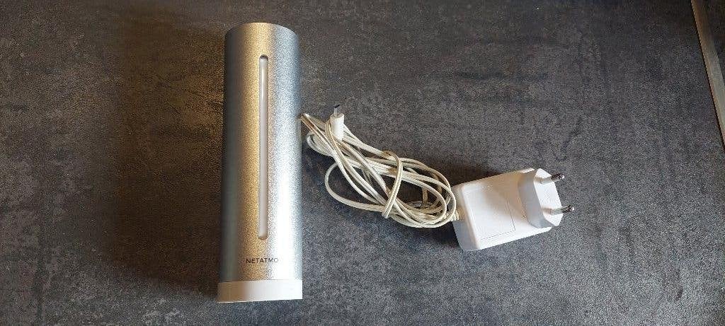 Weerstation Netatmo binnenmodule, 2 buitenmodules en bevest, Audio, Tv en Foto, Weerstations en Barometers, Ophalen, Gebruikt