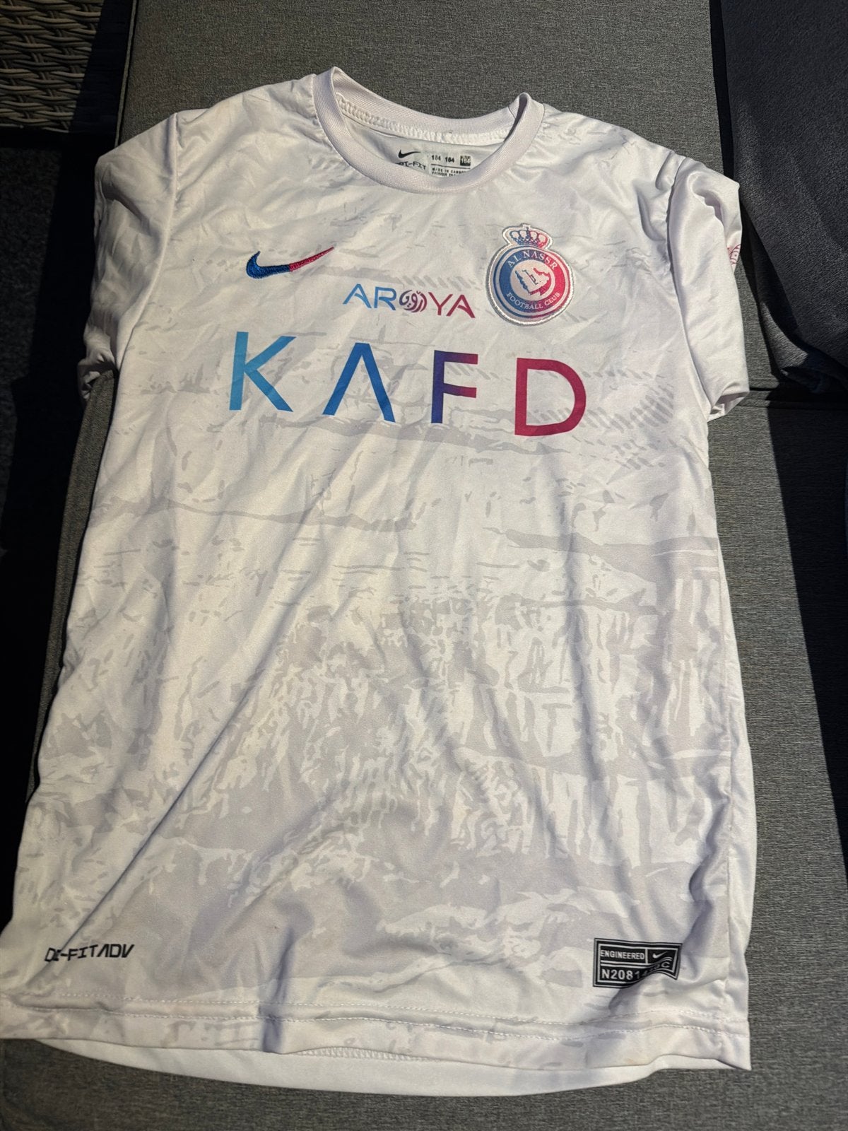 Nike Ronaldo voetbalshirt maat 164, Kinderen en Baby's, Ophalen of Verzenden, Zo goed als nieuw, Jongen, Sport- of Zwemkleding