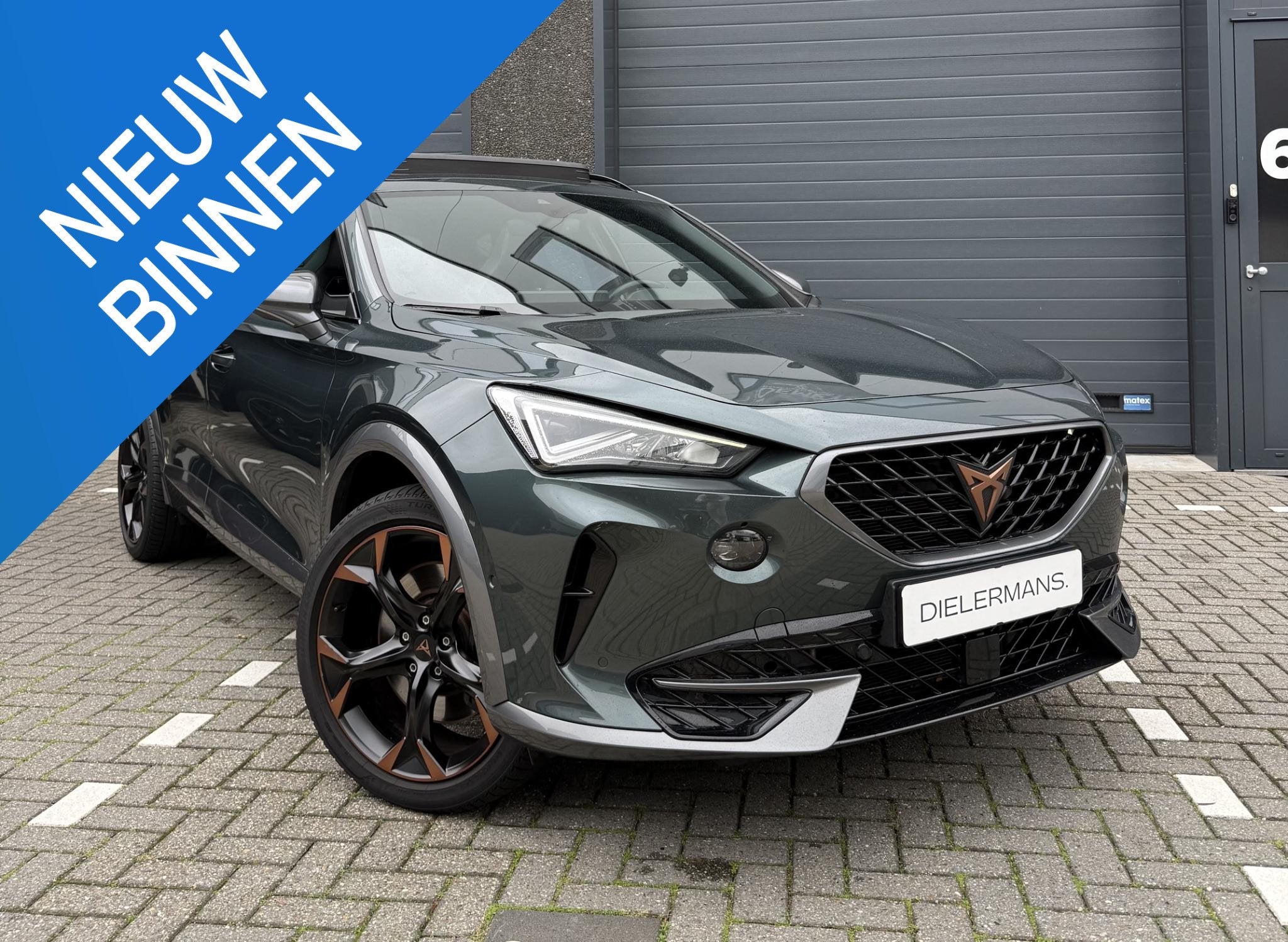 CUPRA Formentor 1.4 eHybrid VZ DSG 245 PK Copper | Pano | Ku, Auto's, Stof, Gebruikt, 4 cilinders, Formentor