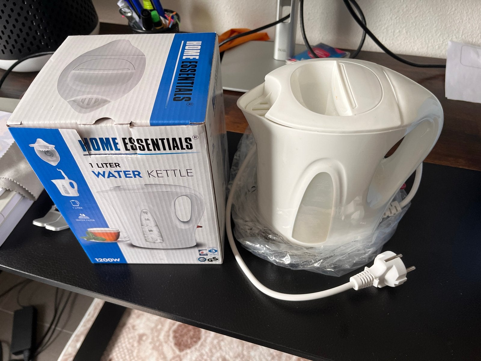 Home Essentials Waterkoker 1 Liter, Witgoed en Apparatuur, 1 tot 2 liter, Ophalen, Gebruikt
