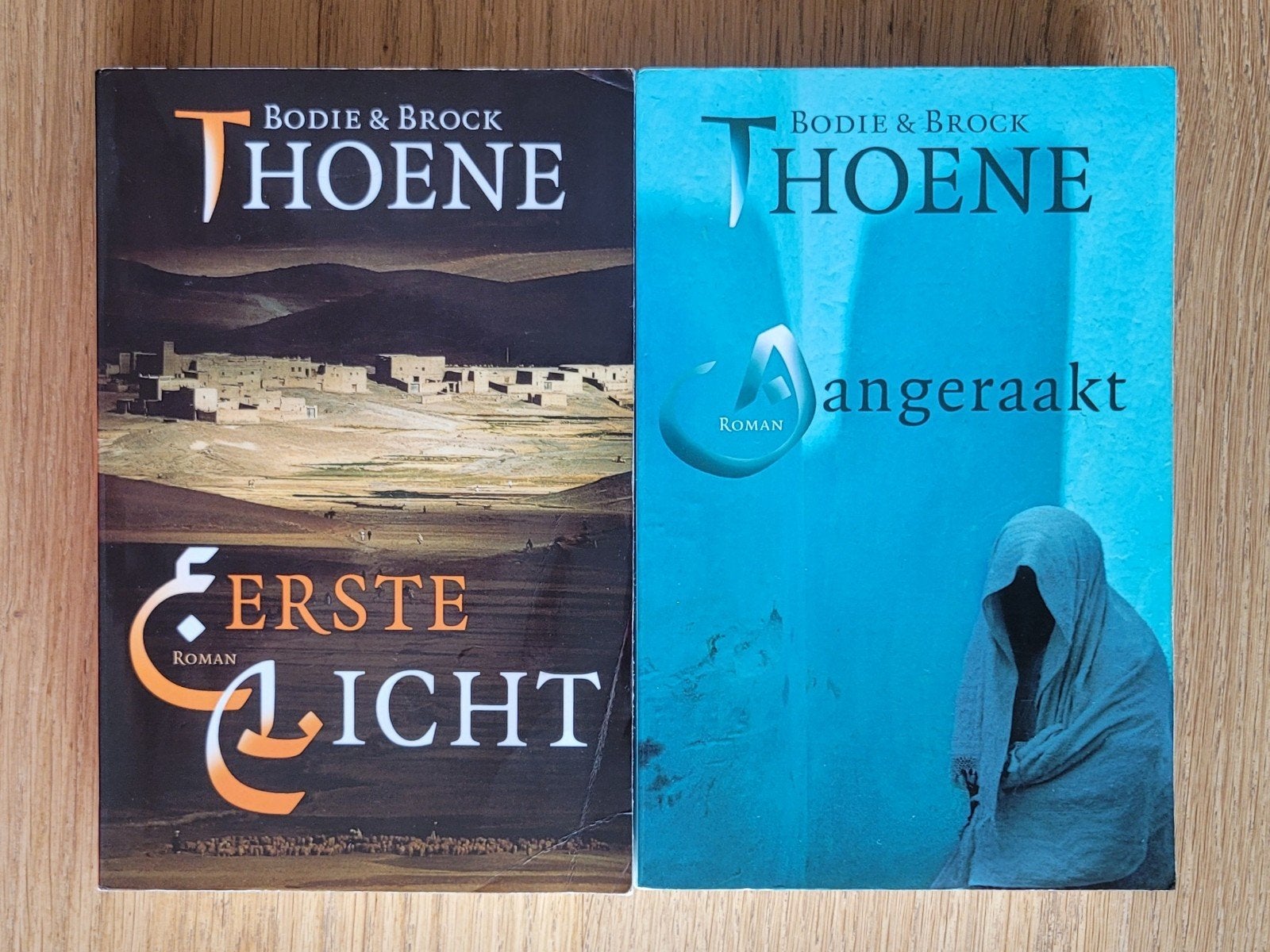 2x Anno Domini serie, Bodie Thoene, chr hist IZGS samen €8,-, Ophalen of Verzenden, Gelezen
