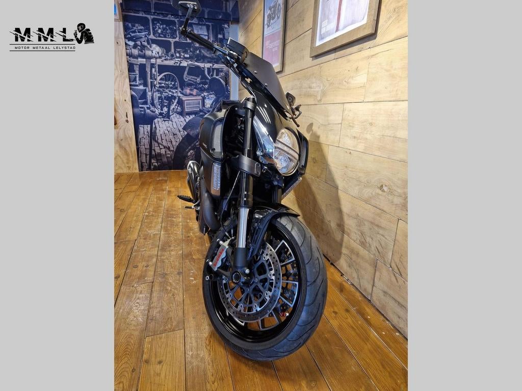 DUCATI DIAVEL CROMO (bj 2012), DUCATI, 2 cilinders, 1198 cc, Motorrijbewijs A