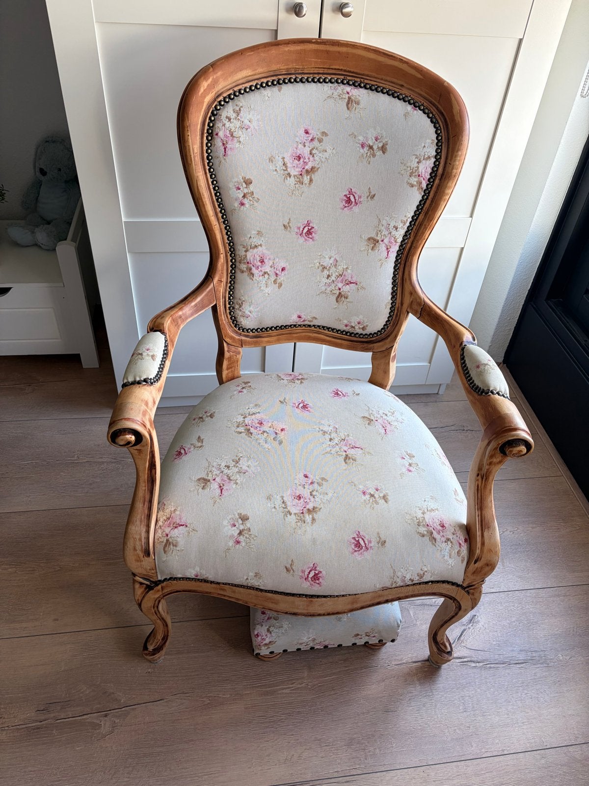Leuke brocante stoel met bloemenprint, Ophalen of Verzenden