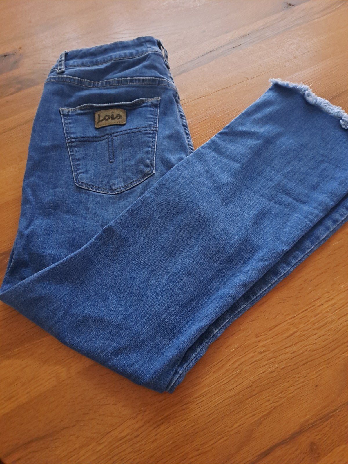 Lois Jeans Mt 31, Kleding | Dames, Ophalen of Verzenden, Zo goed als nieuw, Blauw, W30 - W32 (confectie 38/40)