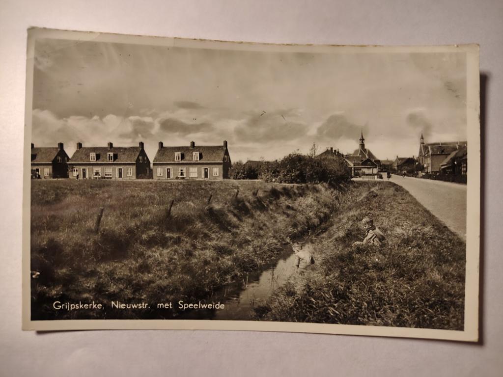 Grijpskerke Nieuwstr. met Speelweide, Ophalen of Verzenden
