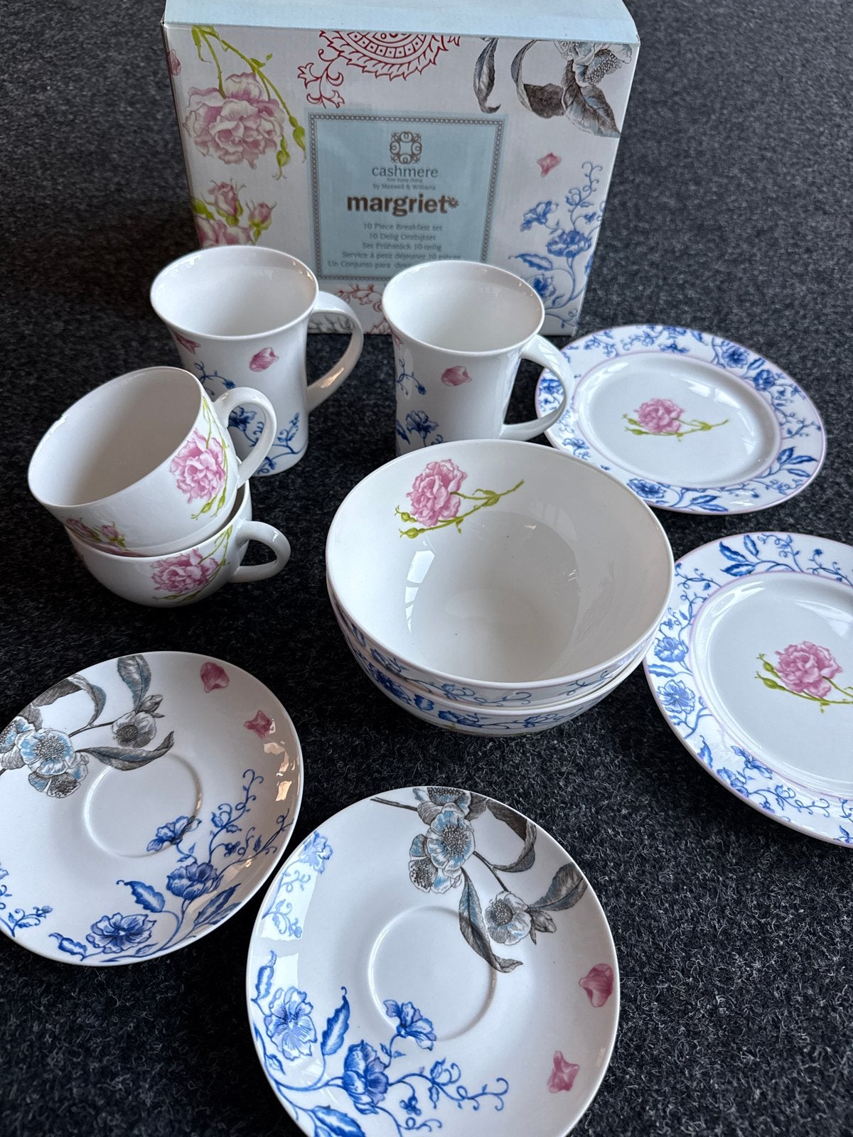 Cashmere Margriet 10-delig ontbijtset van Maxwell & Williams, Huis en Inrichting, Keuken | Servies, Ophalen, Overige merken, Nieuw