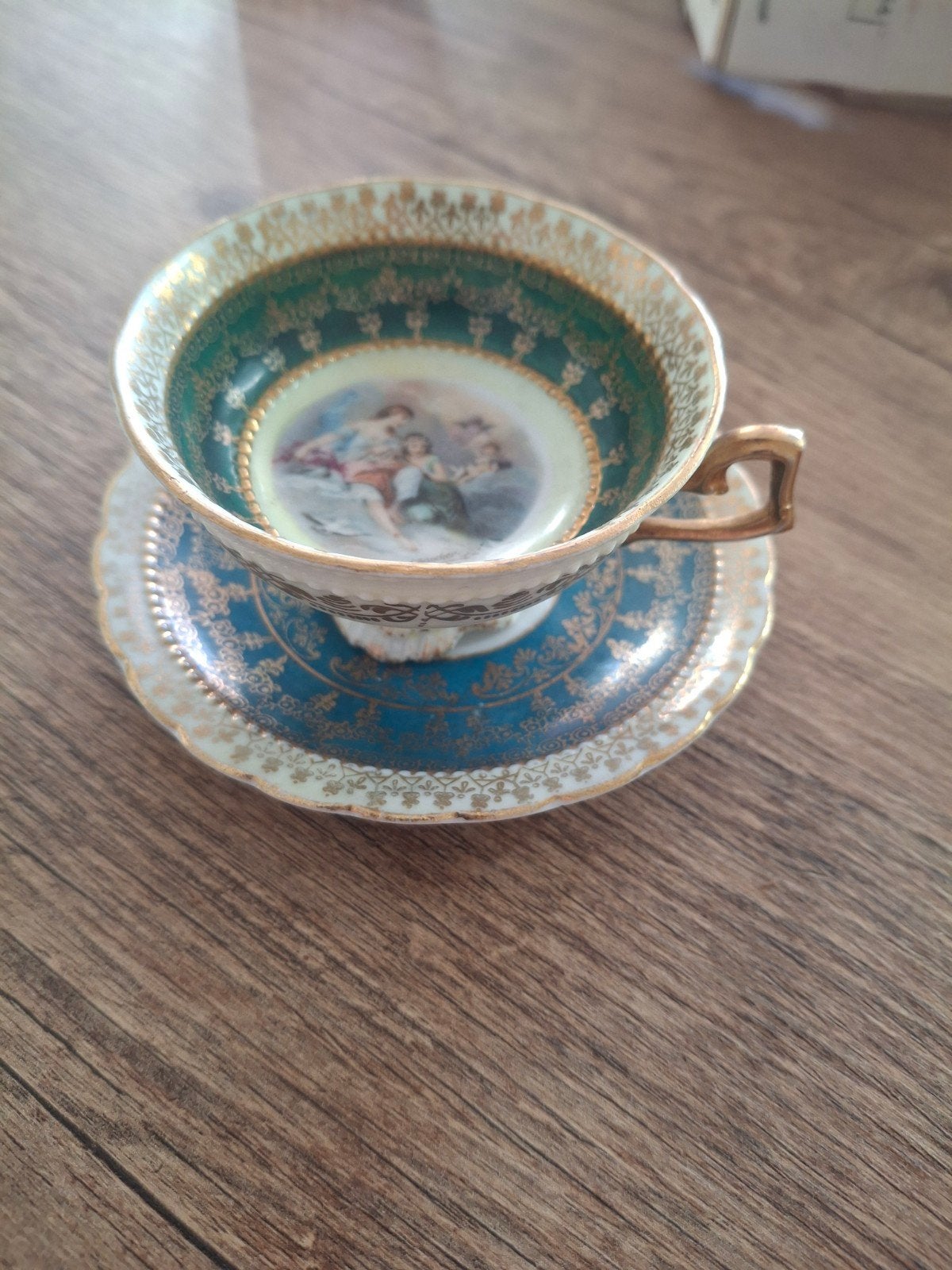 Mini kop en schotel met klassieke afbeelding, Ophalen