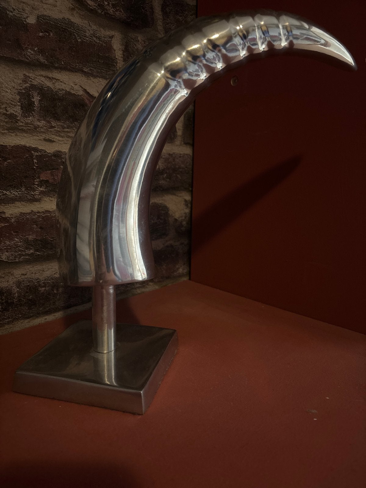 Decoratieve Hoorn op Voet - Metaal, Ophalen, Zo goed als nieuw, Zilver, Metaal