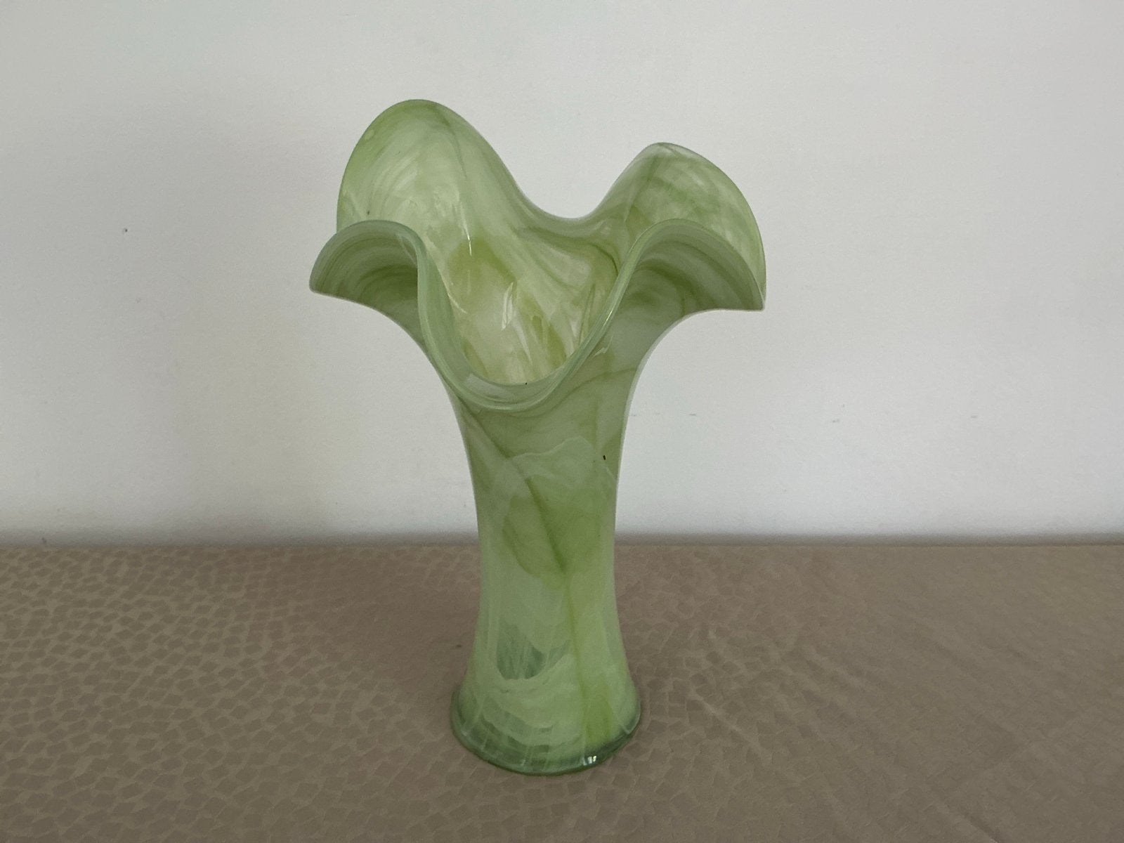 Prachtige mondgeblazen Murano vaas uit 1960 - Groen, Antiek en Kunst, Antiek | Vazen, Ophalen of Verzenden