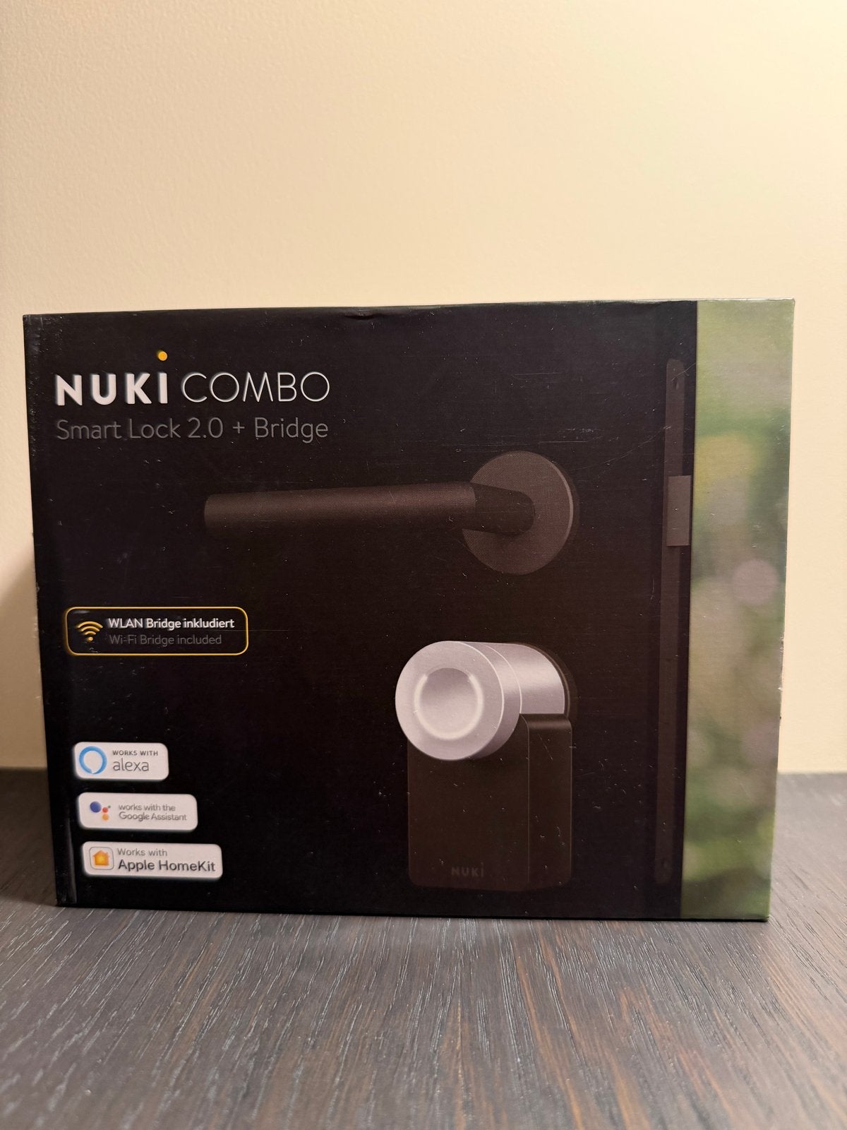 Nuki Combo Smart Lock 2.0 met Bridge - Nieuw in verpakking, Ophalen of Verzenden, Nieuw, Compleet systeem, Draadloos