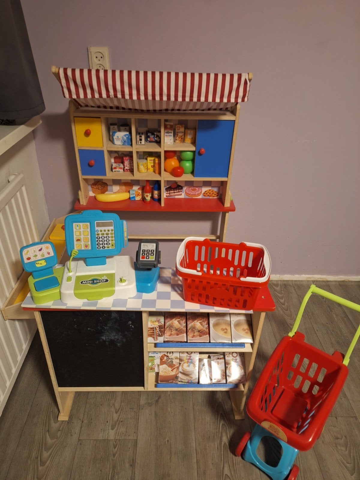 Houten speelgoedwinkel met kassa en accessoires, Ophalen, Jongen of Meisje