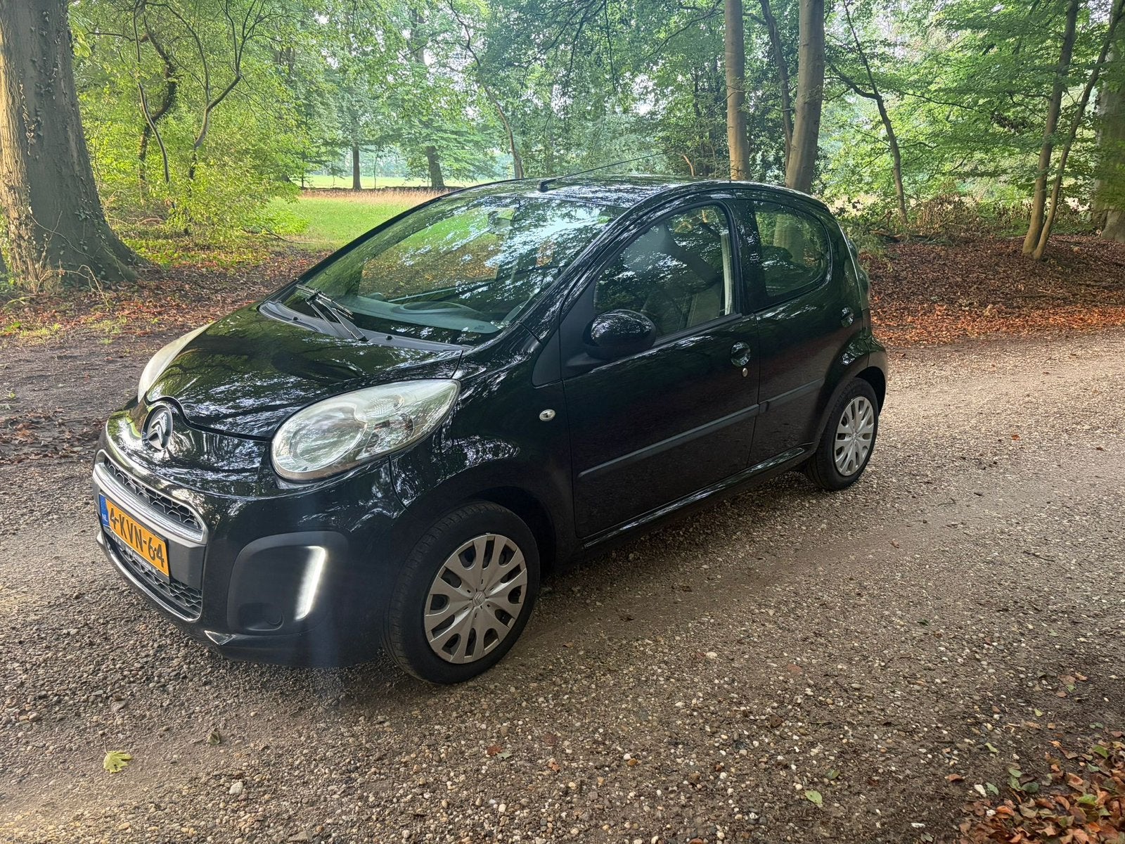 Citroën C1 1.0i 68PK 5D 2013 carplay airco facelift, Auto's, Citroën, Voorwielaandrijving, Euro 5, Stof, Zwart