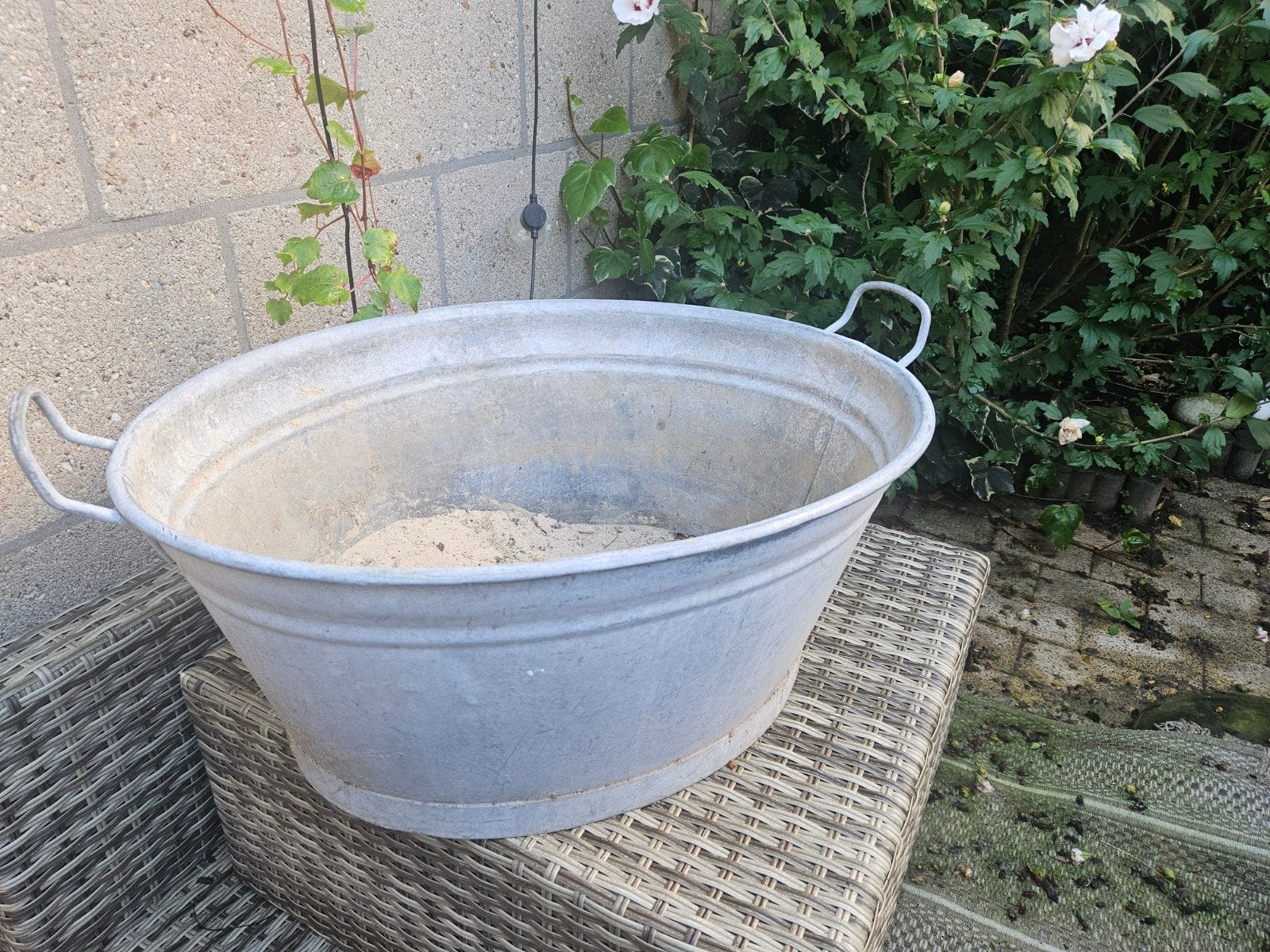 Grote zinken teil - Vintage wasbak of plantenbak, Ophalen
