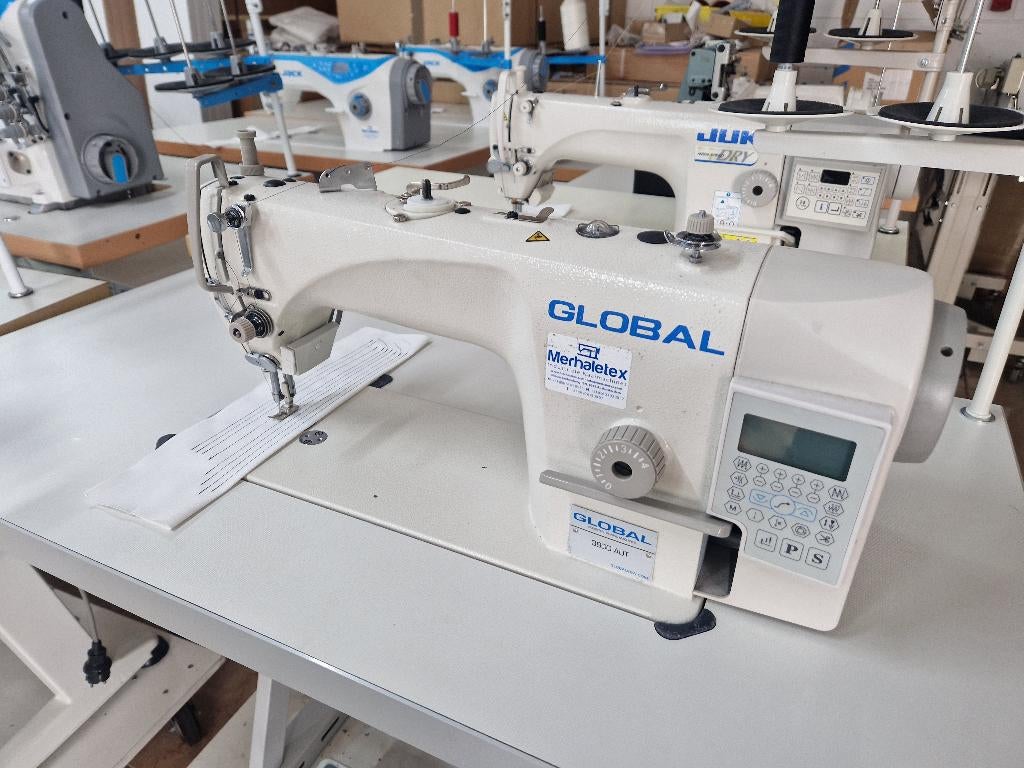 Global 3900 Industriële Naaimachine – Zo goed als nieuw 2, Hobby en Vrije tijd, Naaimachines en Toebehoren, Industrieel, Ophalen