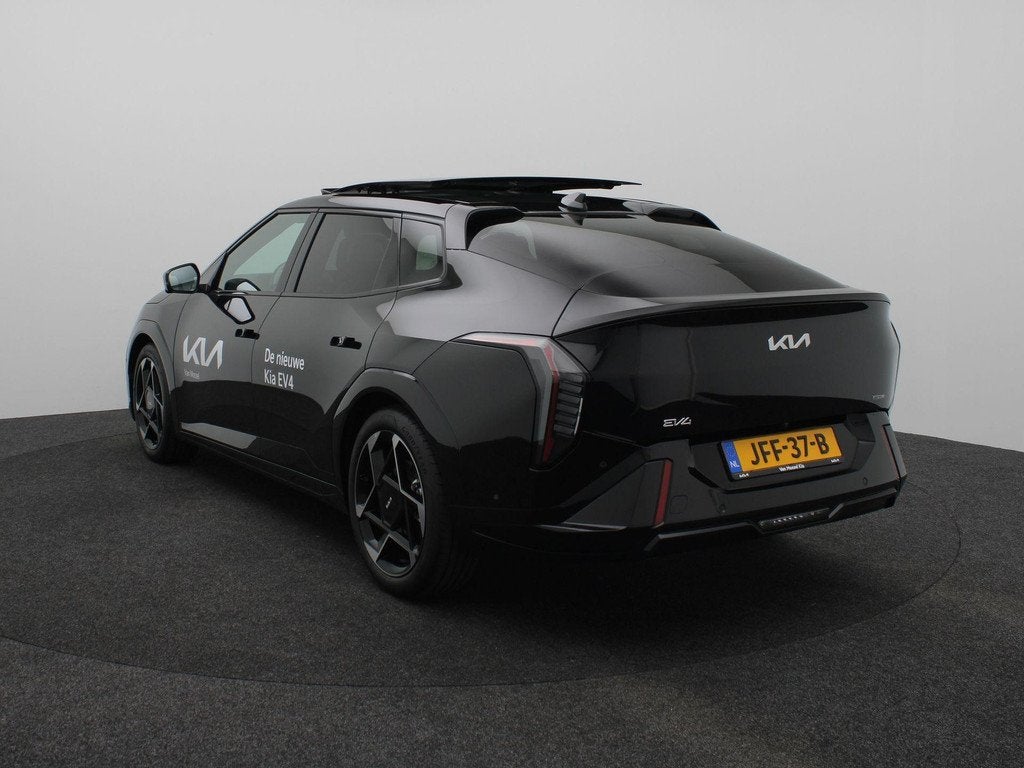 Kia EV4 GT-PlusLine 81.4 kWh FASTBACK | DEMO | * Trekhaak *, Auto's, Kia, Zwart, Origineel Nederlands, 584 km, 204 pk
