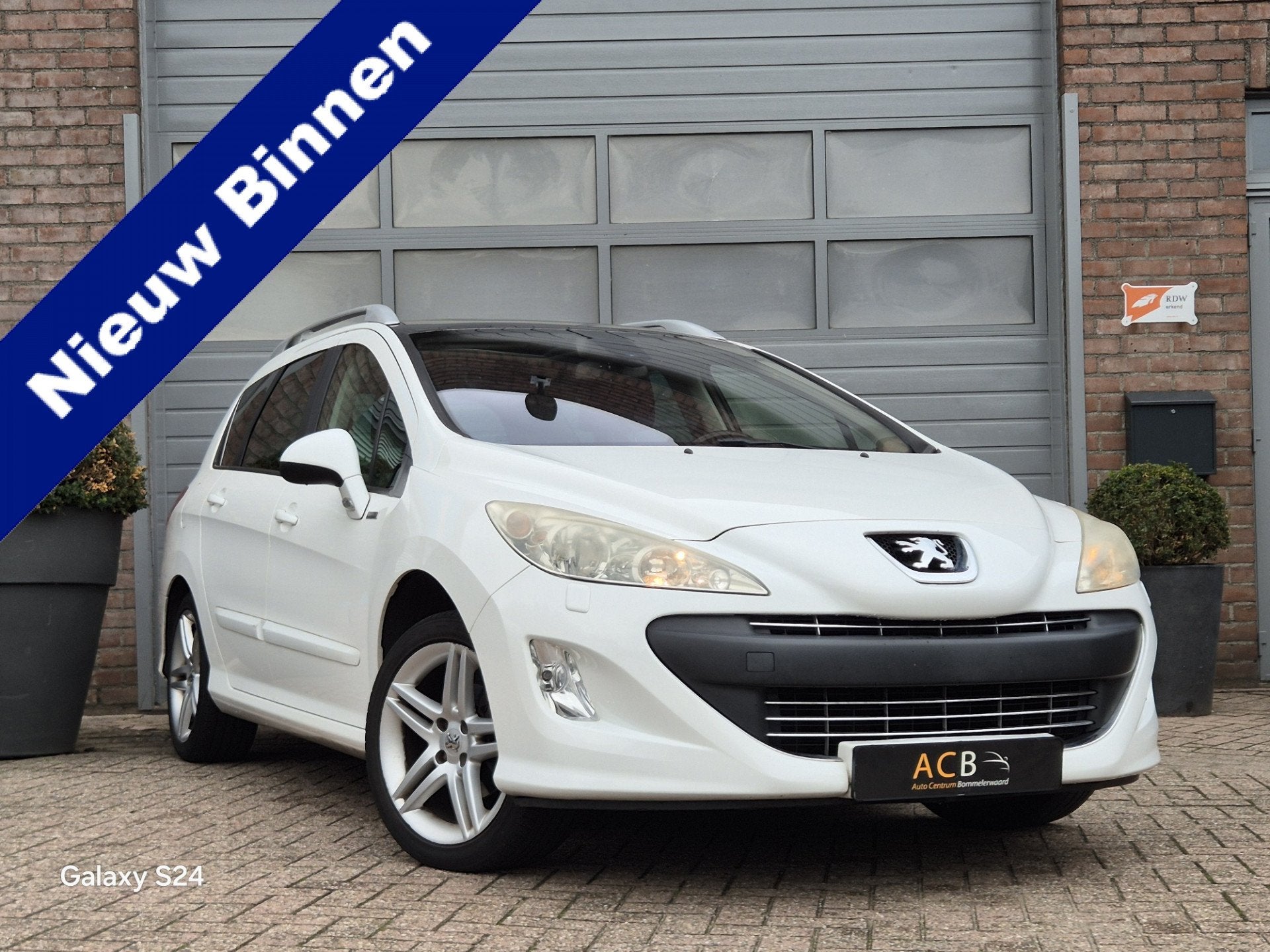 Peugeot 308 SW 1.6 VTi. "7 Persoons" Stoel verwarming nieuwe, Voorwielaandrijving, Verwarmde buitenspiegels, Gebruikt, Zwart