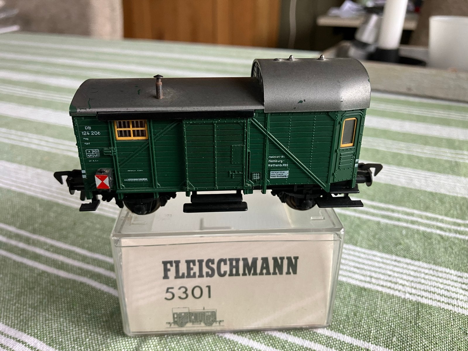 Fleischmann 5301 DB Gesloten Goederenwagon Hbis 297, Gebruikt, Gelijkstroom, Fleischmann, Wagon