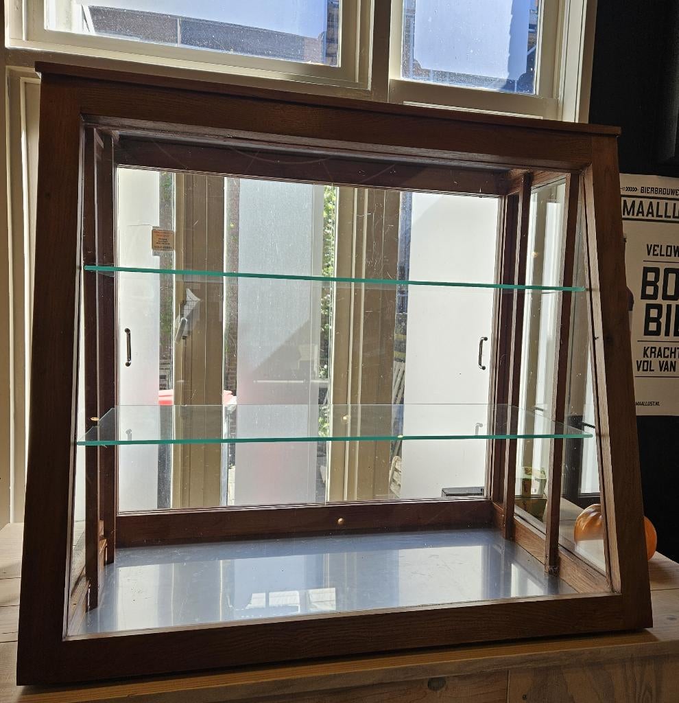 Vitrine te koop, Ophalen, 50 tot 100 cm, Zo goed als nieuw, Minder dan 100 cm