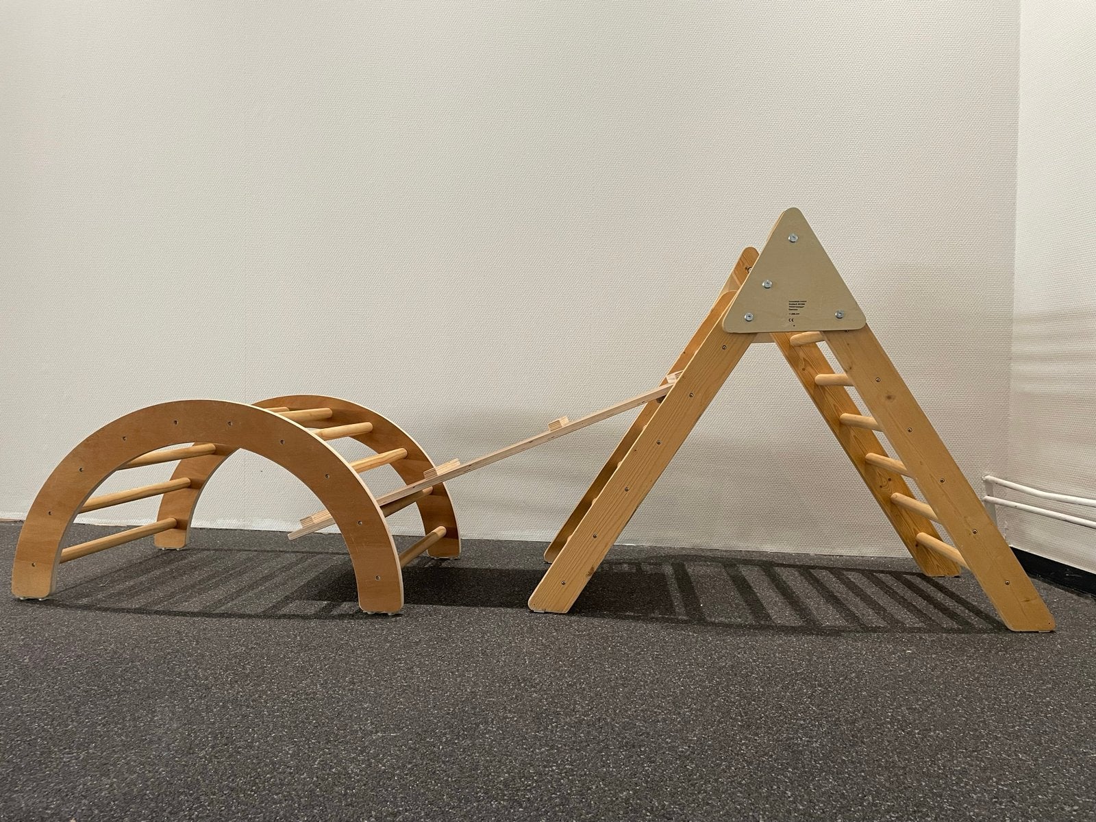 Montessori Klimrek 3-delig met Glijbaan en Klimboog, Ophalen, Zo goed als nieuw, Glijbaan