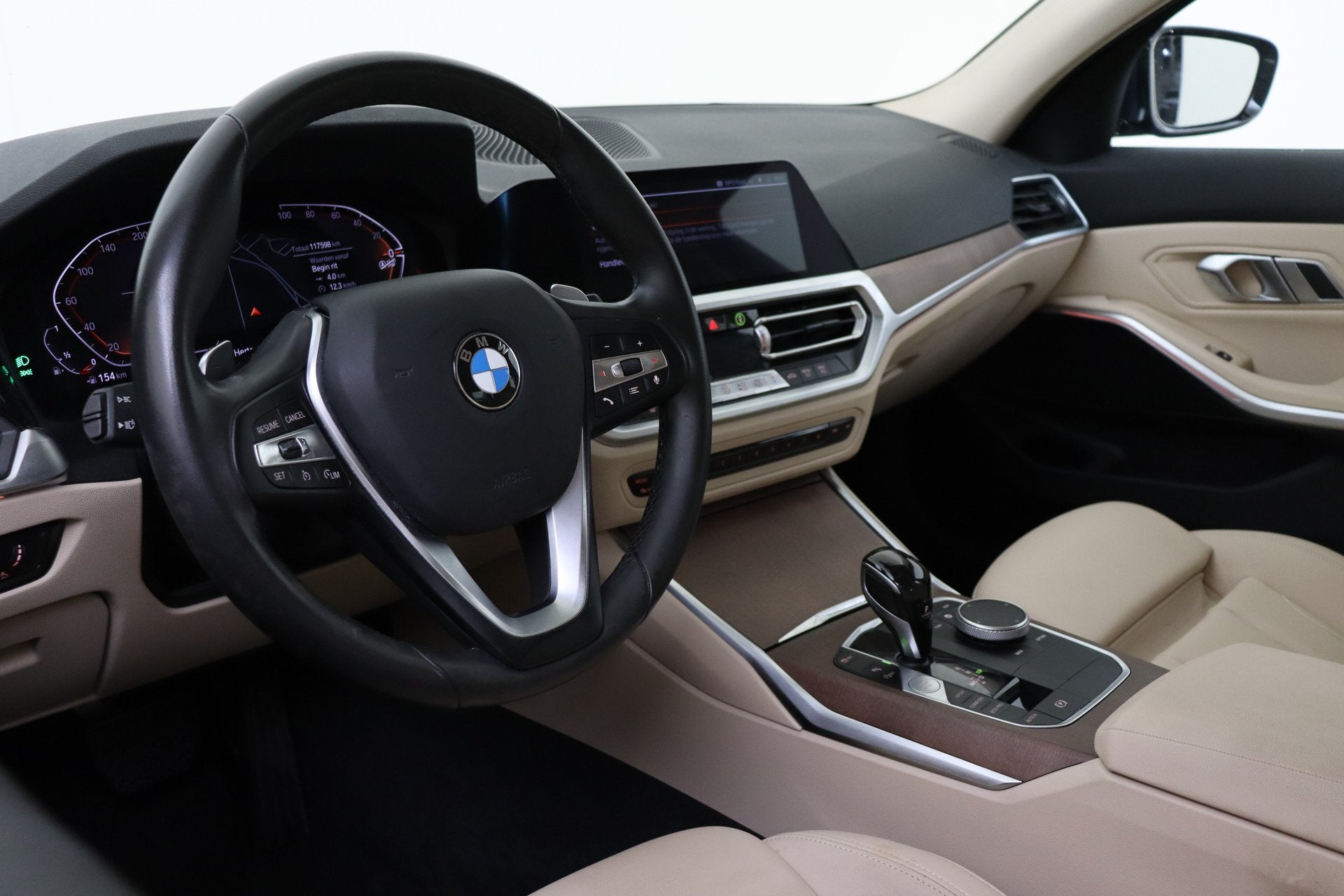 BMW 3 Serie 320i Automaat / Sportstoelen / LED / Cruise Cont, Achterwielaandrijving, Gebruikt, 4 cilinders, Blauw
