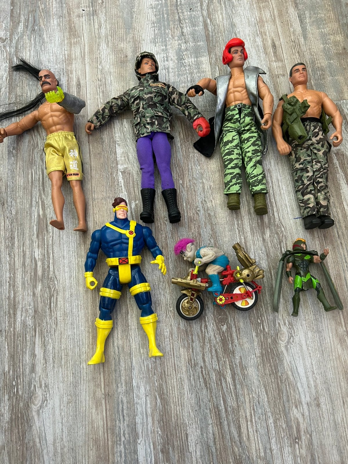 Te koop actiefiguren, Kinderen en Baby's, Speelgoed | Actiefiguren, Ophalen of Verzenden, Zo goed als nieuw