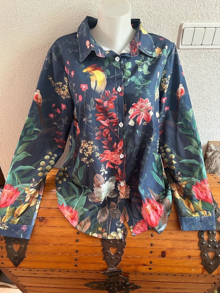Prachtige Blouse met Tropische Bloemen & Vogels - Maat XL, Blauw, Maat 46/48 (XL) of groter, Ophalen of Verzenden, Zo goed als nieuw