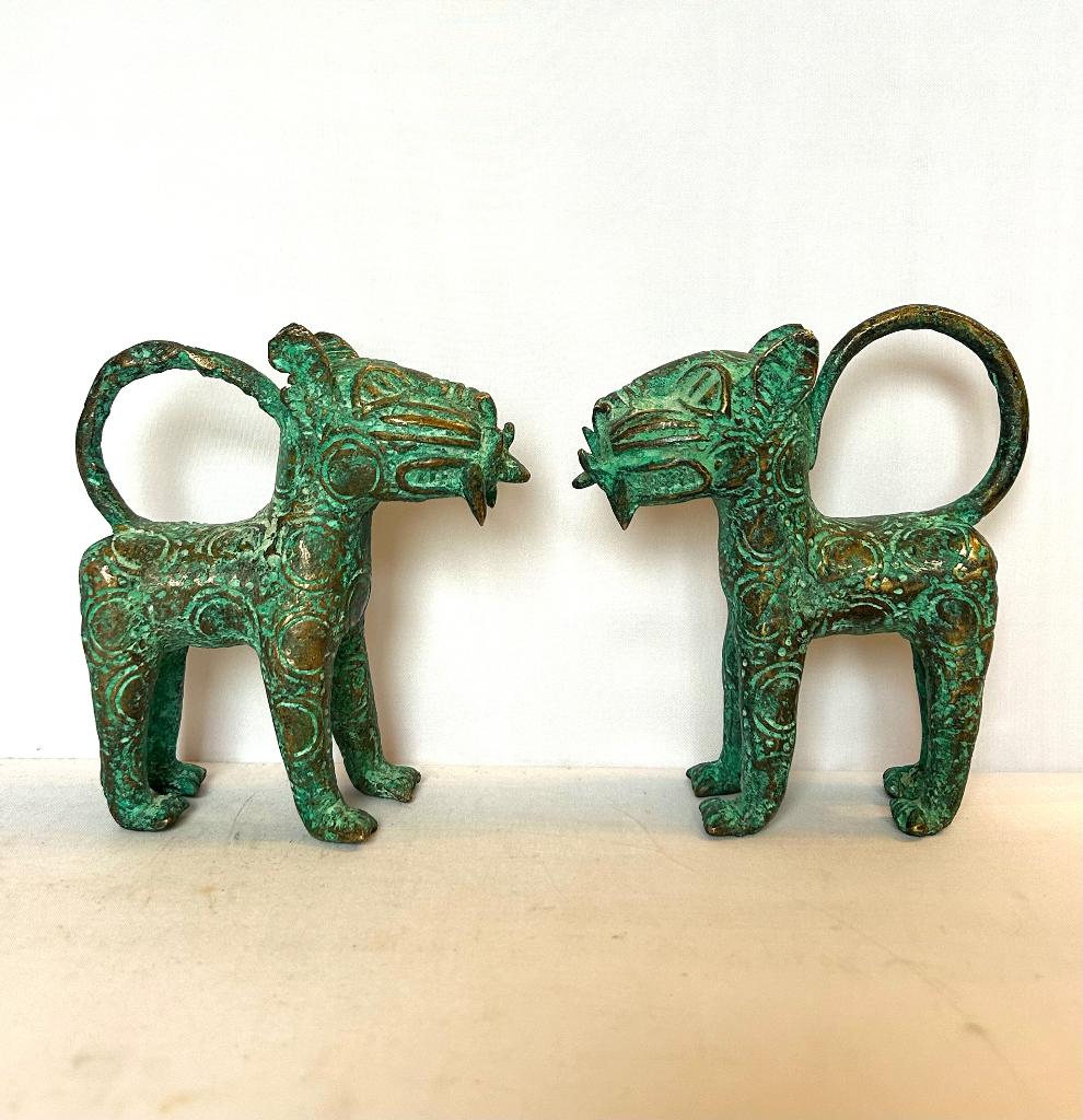 paar Afrikaanse deco bronzen luipaarden van Benin, Ophalen of Verzenden