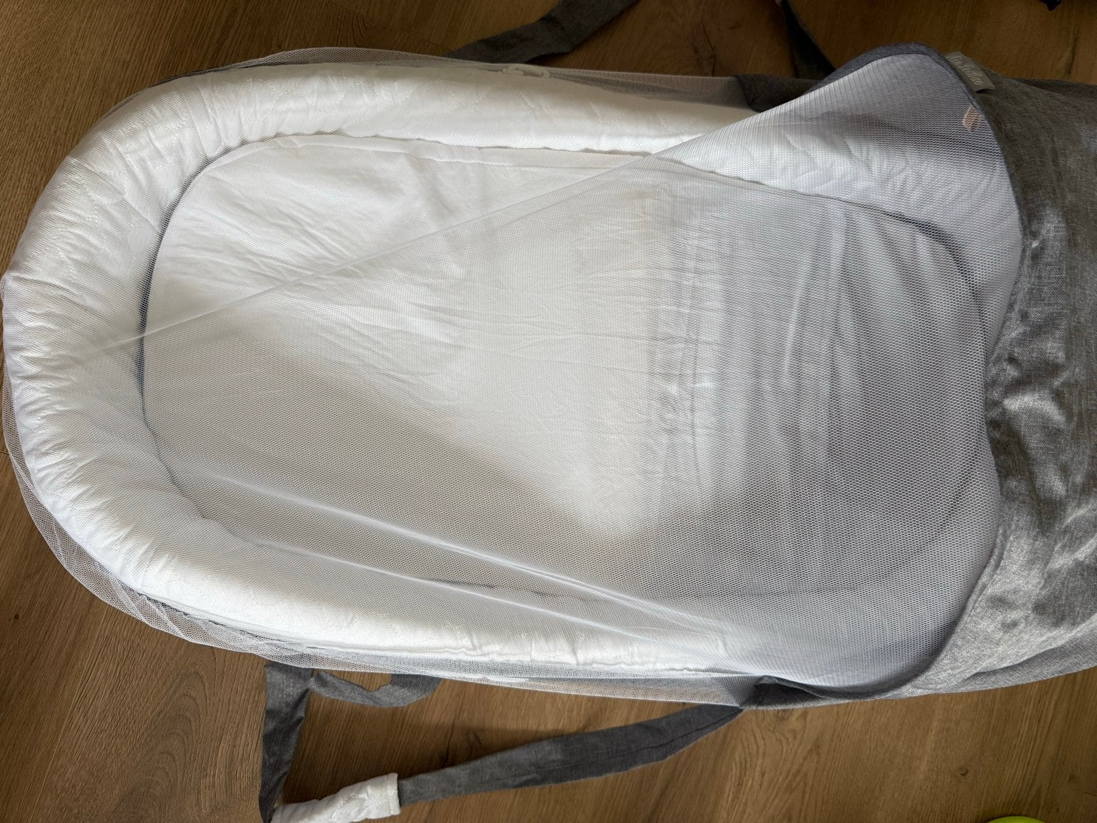 Draagbaar reiswiegje/babynestje met klamboe, Kinderen en Baby's, Babywiegjes en Ledikanten, Ophalen, Zo goed als nieuw, Reisbedje