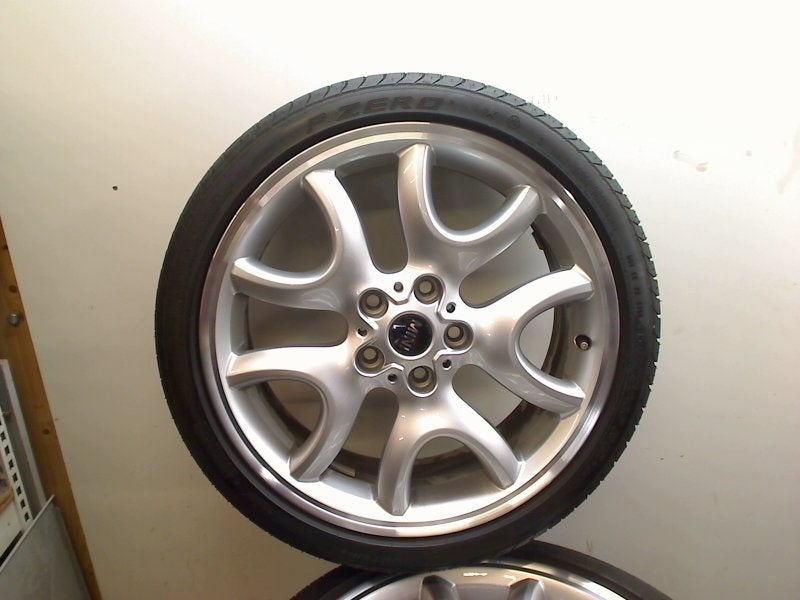 Sportvelgen Set zomerbanden Mini Mini (F55) 2014 9809485, Bayerische Motoren Werke AG, Gebruikt, Minikundenbetreuung@mini.de, Petuelring 130, München 80809, , Duitsland