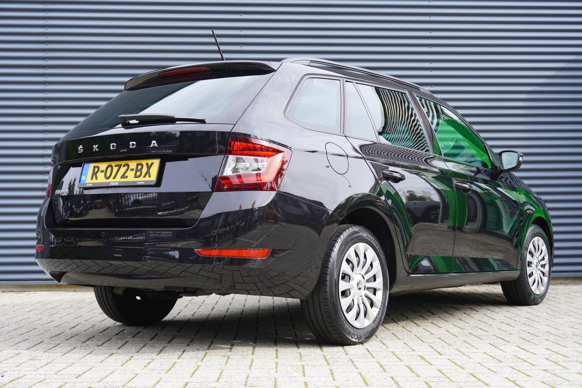 Skoda Fabia Combi 1.0 TSI 95pk Ambition | SmartLink | Airco, Auto's, Voorwielaandrijving, 12 maanden, Stof, Gebruikt