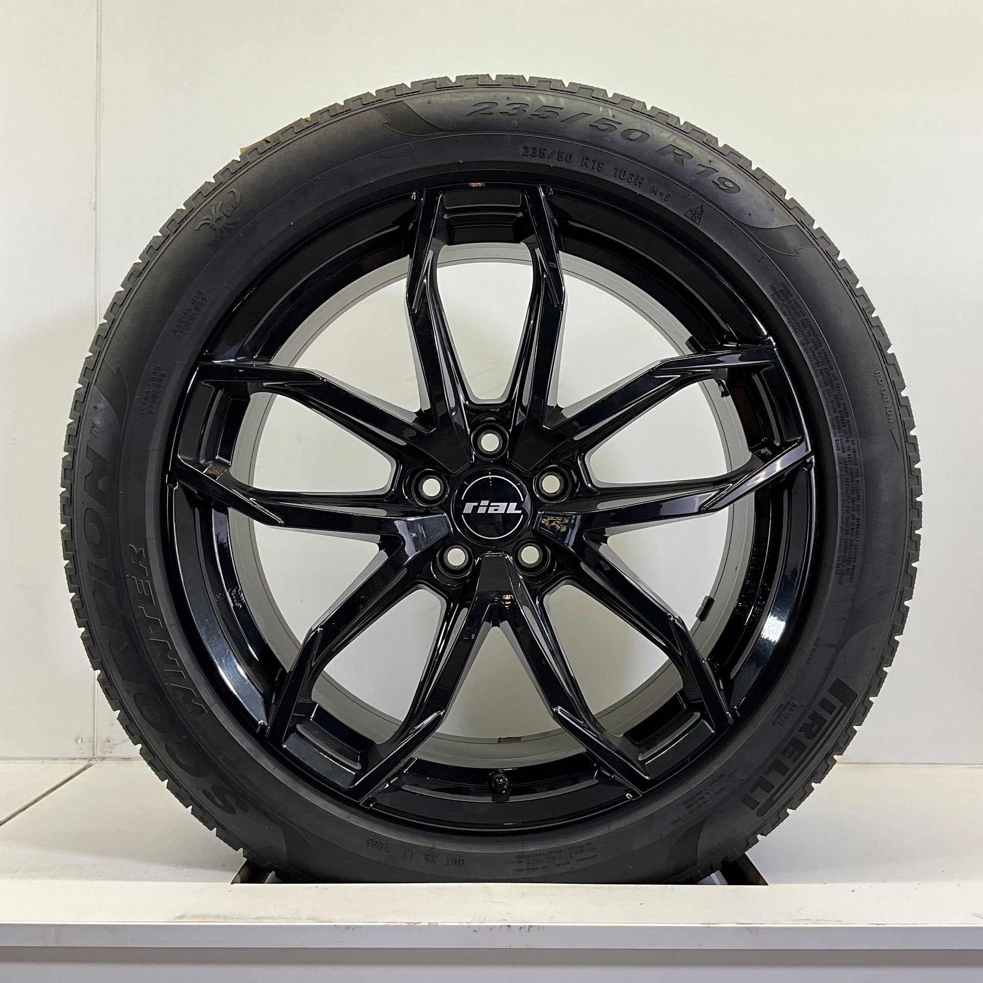 VOLVO V60 S60 VELGEN SET WINTERBANDEN 19 INCH *, Auto-onderdelen, 19 inch, Gebruikt, -, -